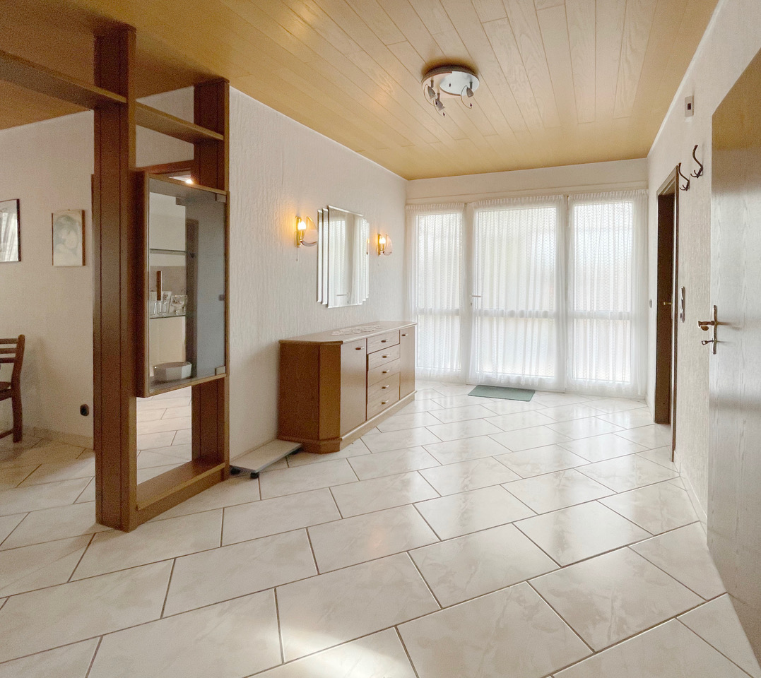Bungalow Isernhagen-Lohne — Wohnbereich mit Terrassentür