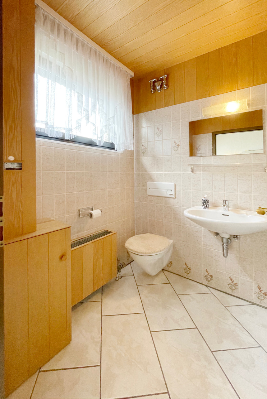 Bungalow Isernhagen-Lohne — Badezimmer